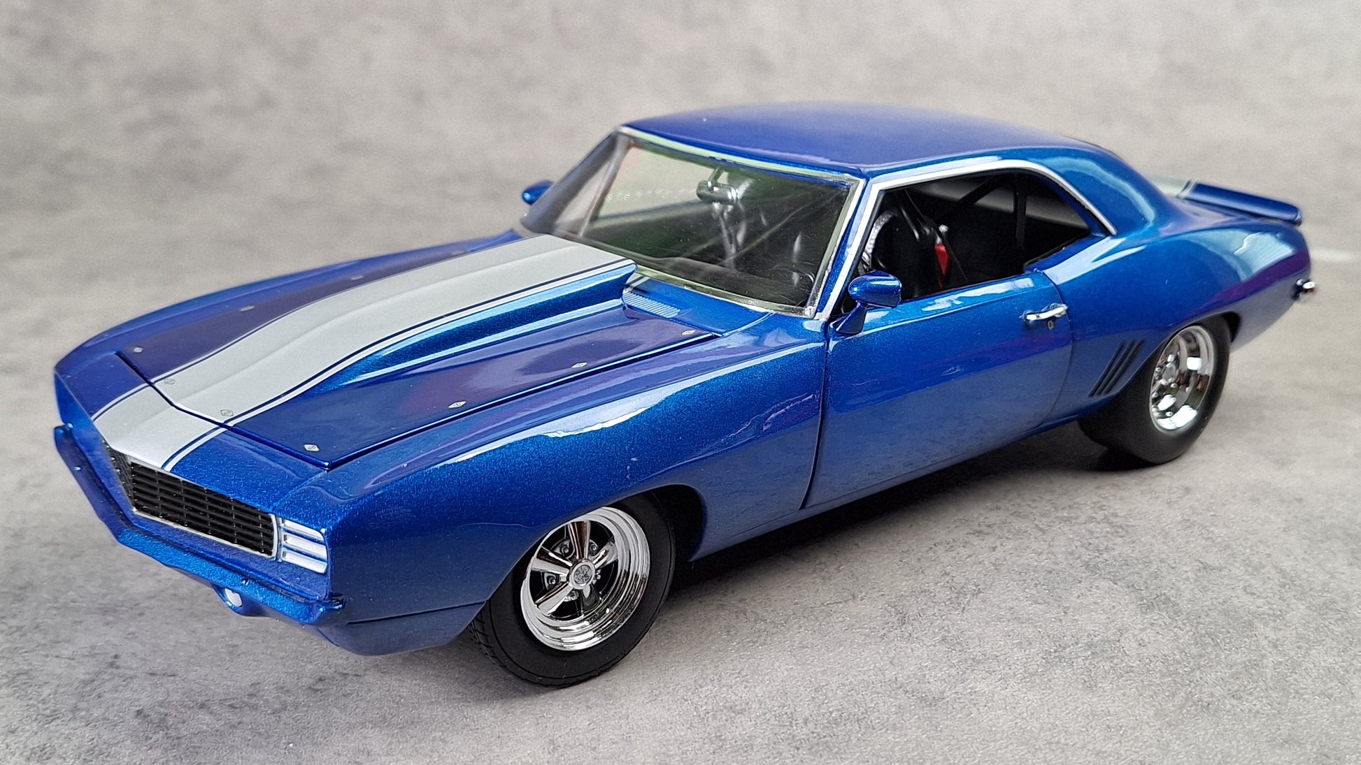 Chevrolet Camaro 1969 Kings 1320 blau, GMP-18876, 1:18