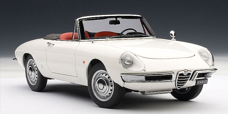 Alfa Romeo 1600 Duetto Spider weiss, Autoart 70136, 1:18 – Brunos
