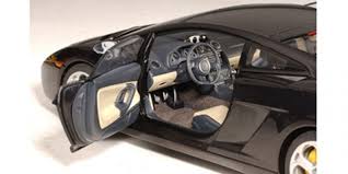 Lamborghini Gallardo black-metallic, Autoart 74572, 1:18