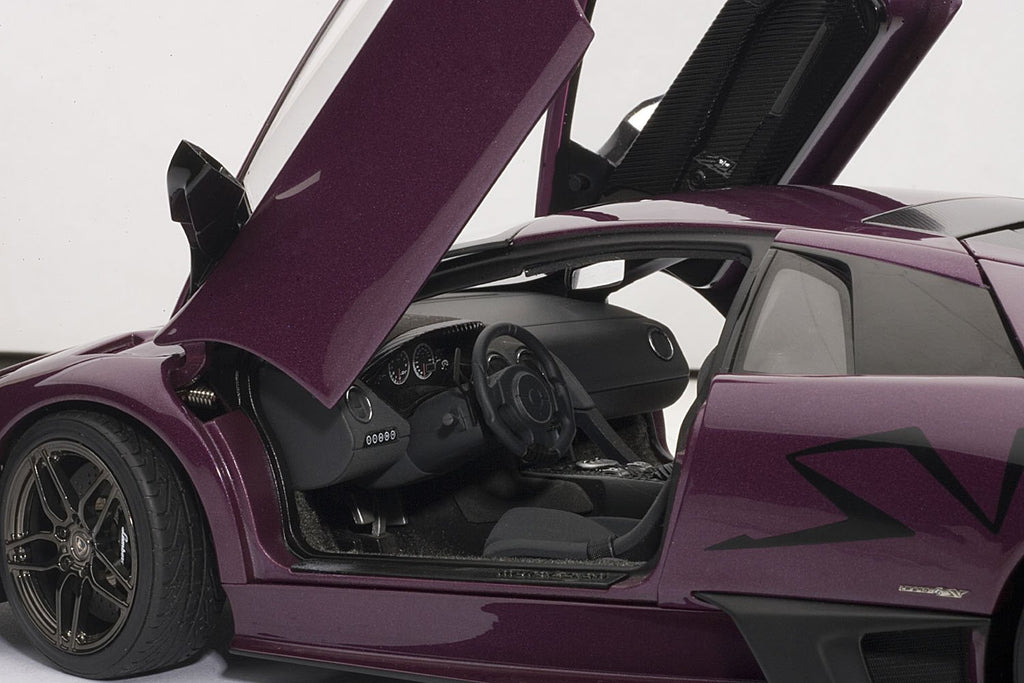 Lamborghini Murcielago LP670-4 SV viola-ophelia, Autoart 74628, 1:18