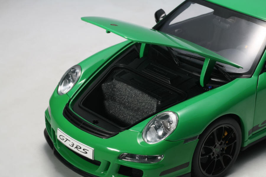 Porsche 997 GT3 RS grün, Autoart 77992, 1:18